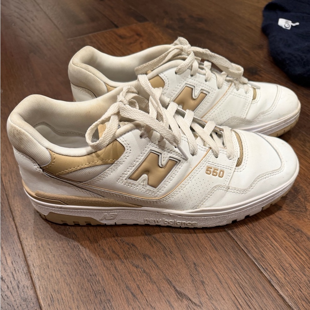 New Balance 550 Sneakers White and Tan Size 10